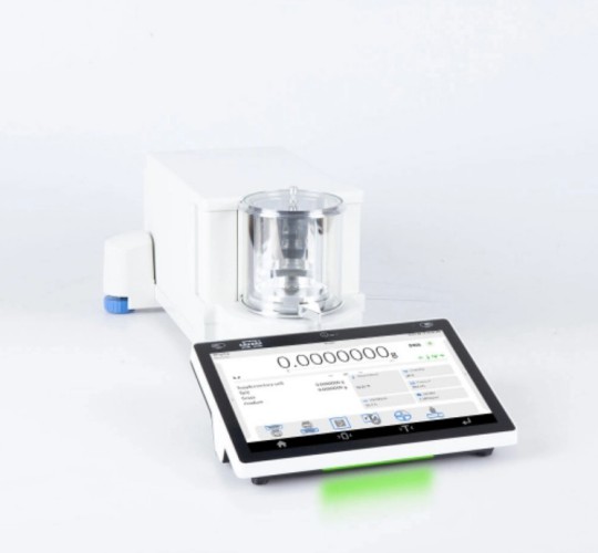 Cân siêu vi lượng